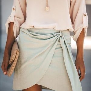 NWOT Vici green wrap mini skirt, size medium